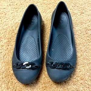 Crocs size 9 . So cute . Used but still good condition
